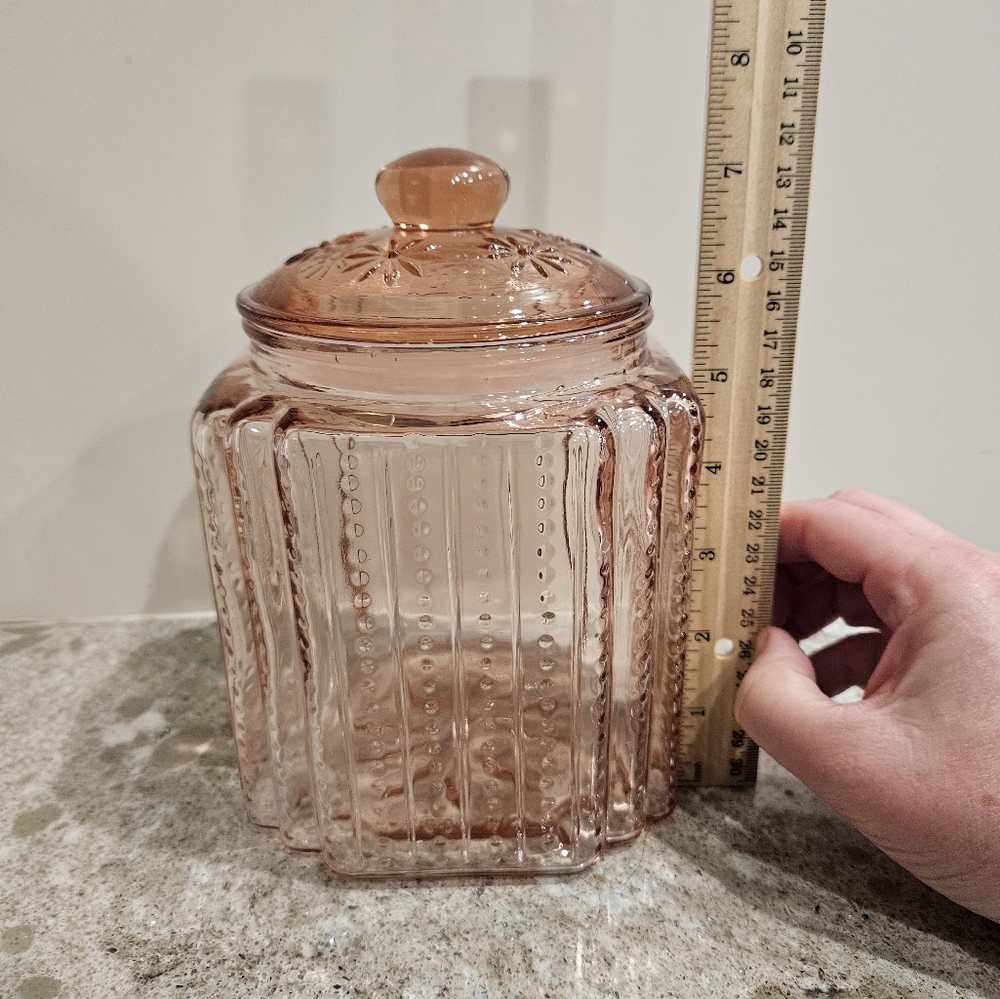 Vintage Tender Heart Treasures Pink Glass Textured Tight Sealed Jar NWOB - Picture 7 of 10
